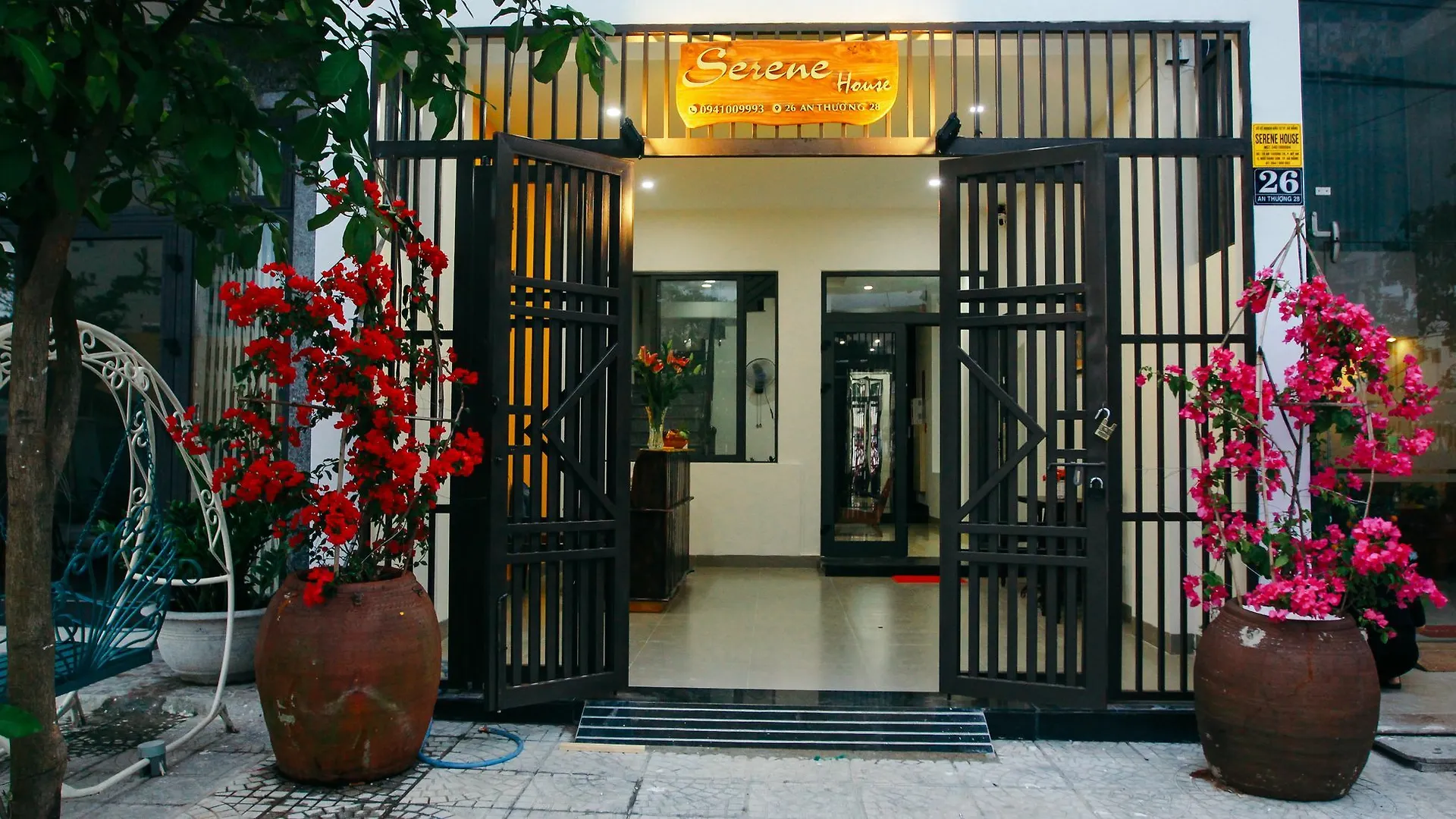 Serene House Da Nang